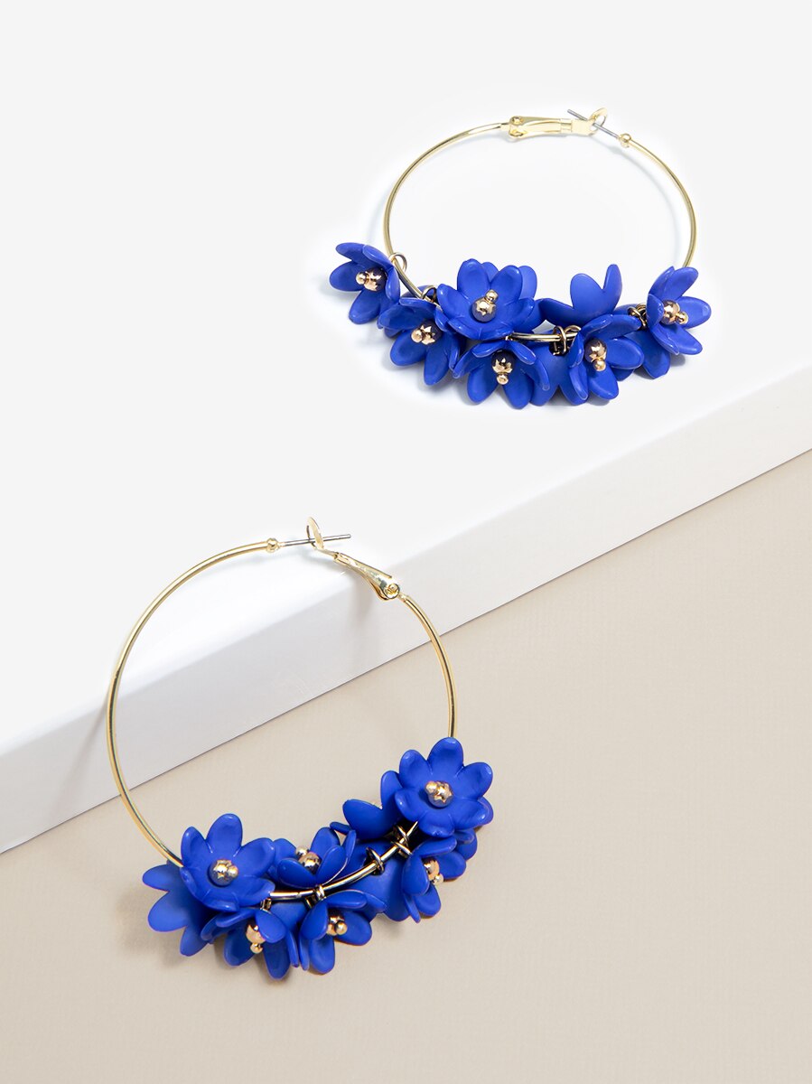 Petite Petals Hoop Earring